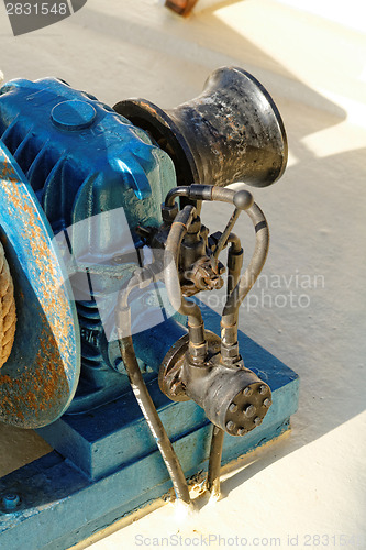 Image of Blue anchor motor winding