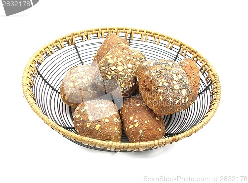 Image of Brotkorb mit selbstgemachten Vollkornbr?tchen