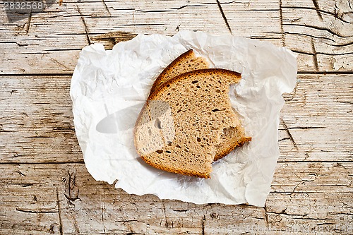 Image of slices of rye bread 