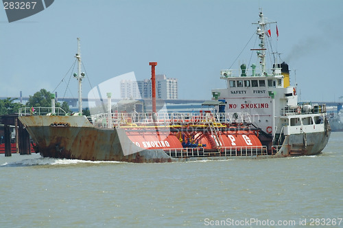 Image of LPG ship on a river