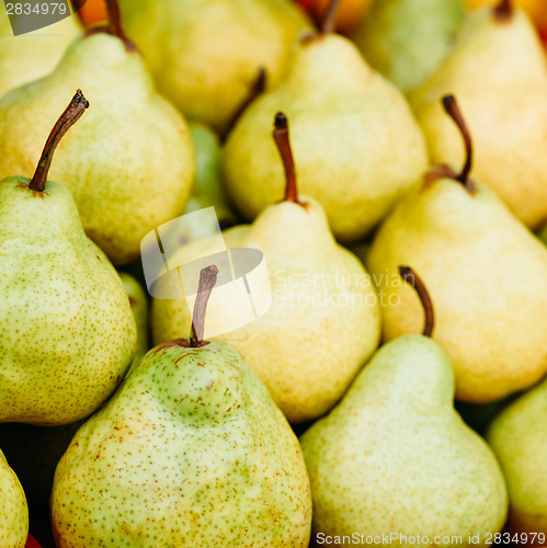 Image of Green and yellow ripe pears background