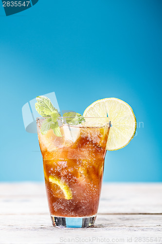 Image of Glass of ice tea