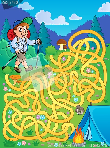 Image of Maze 1 with hiker outdoor