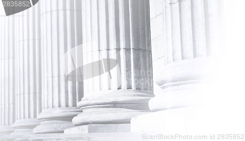 Image of Pillar close-up