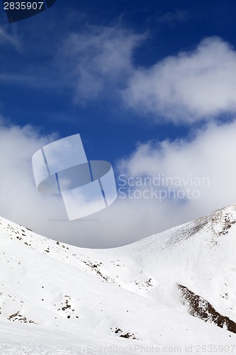 Image of Mountain pass and off-piste slope