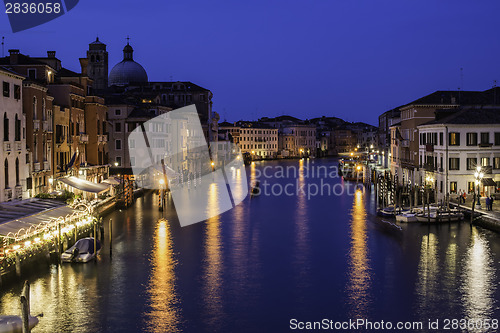 Image of Venice in the night