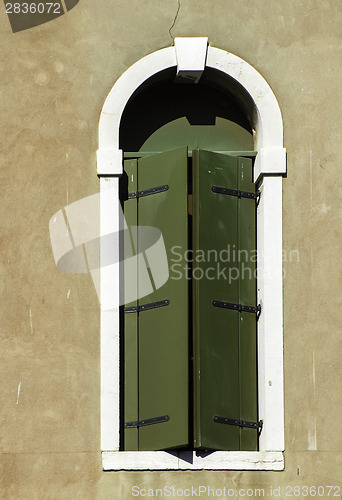 Image of Green windows in Venice