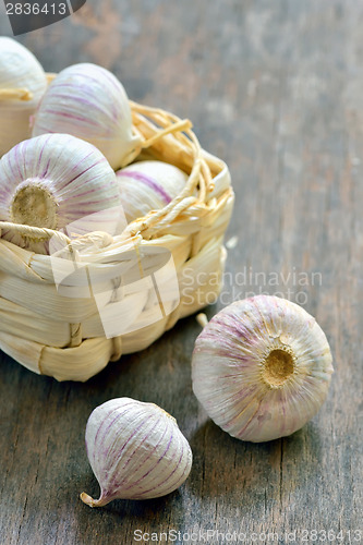 Image of garlic bulbs
