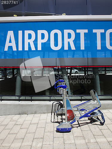 Image of Airport entrance