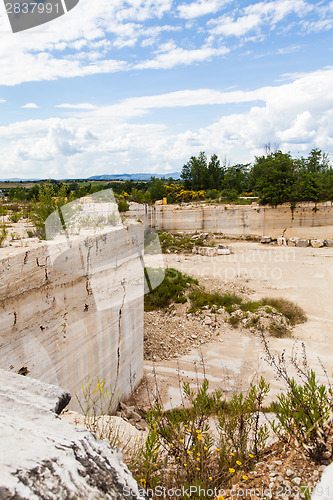 Image of Travertino marble
