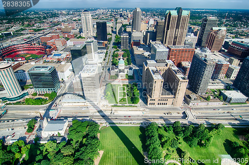 Image of aerial of The Old Court House surrounded by downtown St. Louis