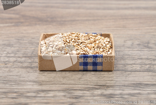 Image of Sesame on wood
