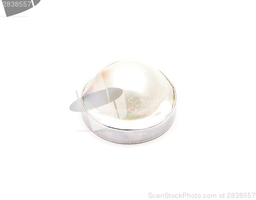 Image of Detailed and colorful image of white pearl