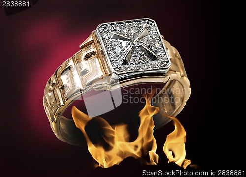 Image of jewelry 