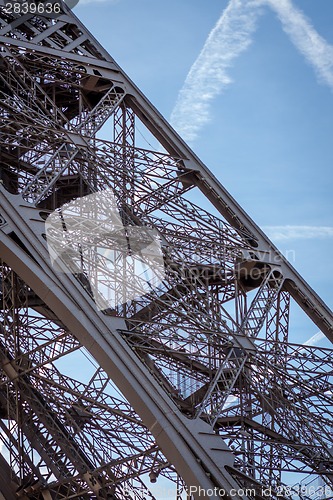 Image of Eiffel Tower in Paris