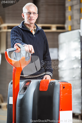 Image of Pallet truck portrait