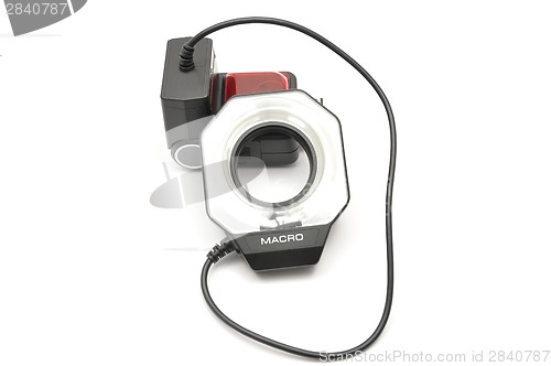 Image of Detailed but simple image of ring flash