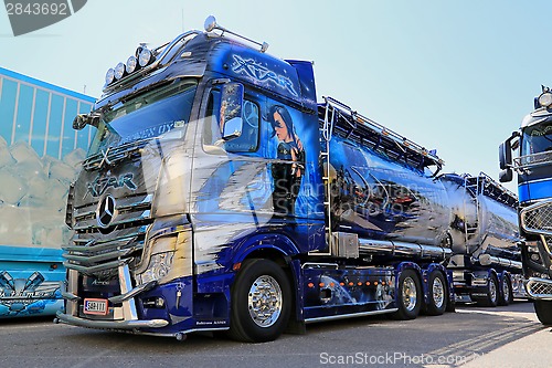 Image of Mercedes-Benz Actros Xtar Show Truck