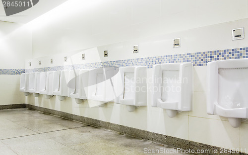 Image of interior of private restroom 