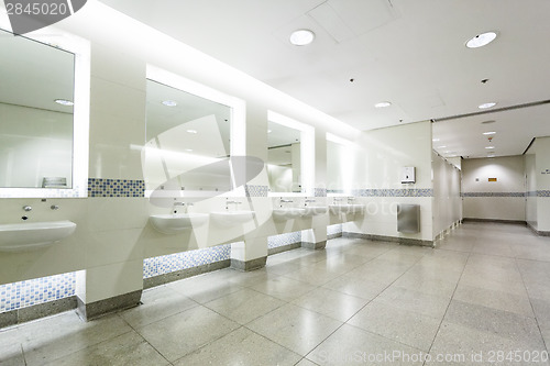 Image of interior of private restroom 