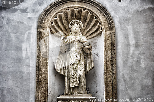 Image of St. Therese of Lisieux statue in Gallipoli (Le)