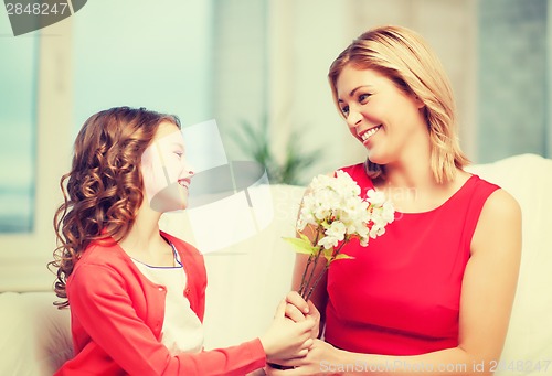 Image of mother and daughter