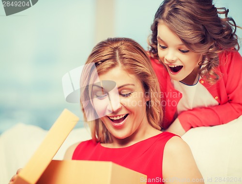 Image of mother and daughter