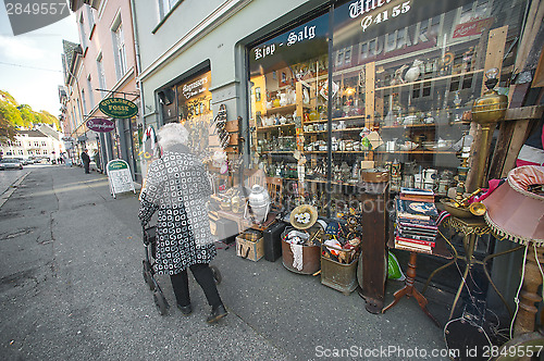 Image of Bergen antique shop