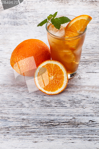 Image of Glass of fruit iced tea