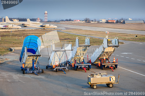 Image of aircraft boarding bridges