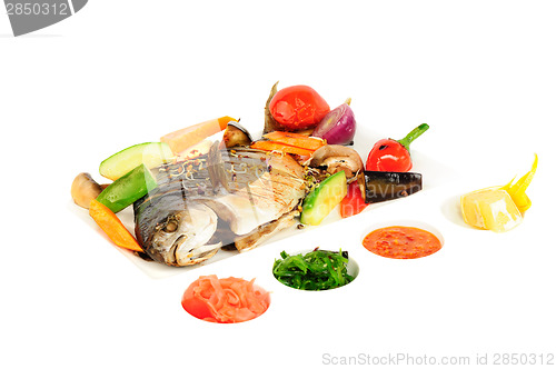 Image of fried wish with grilled vegetables and sauces