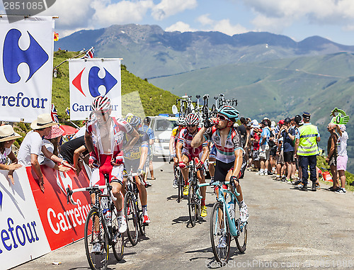 Image of The Peloton in Pyrenees Mountains