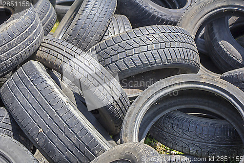 Image of Old tires 