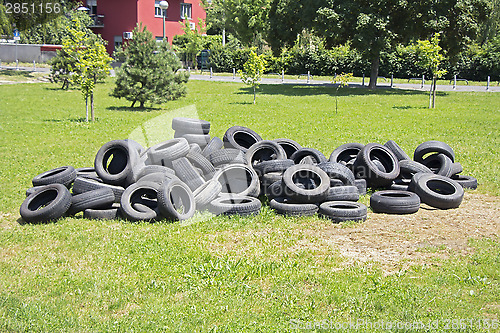 Image of Old used tires 