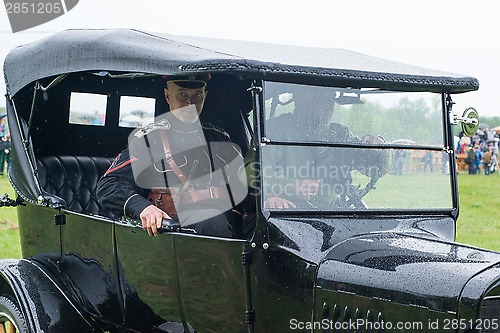 Image of General Kornolov in car