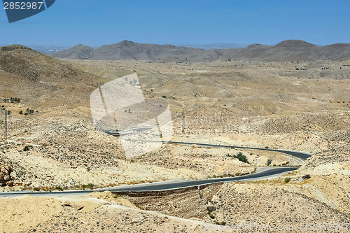 Image of Road passing through Sahara desert