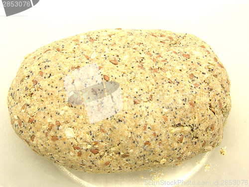 Image of Homemade wholemeal crispbread in a light bowl