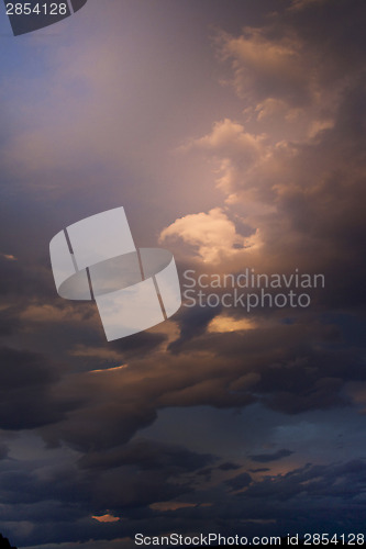 Image of Heavy Clouds