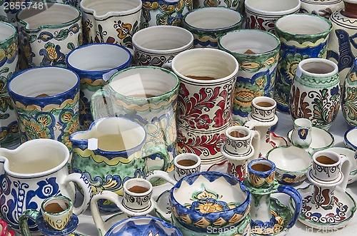 Image of Romanian pottery: mugs