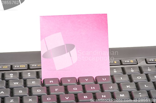 Image of Paper note on keyboard