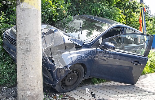 Image of Hard crushed car