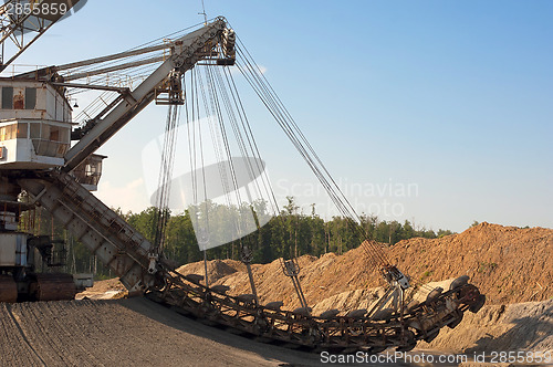 Image of Working mine machine