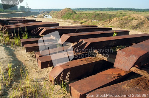 Image of Metal sleepers