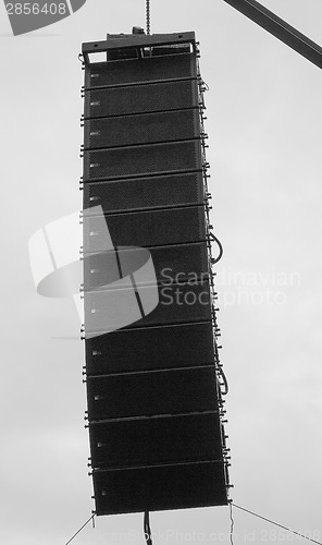 Image of Line array speakers