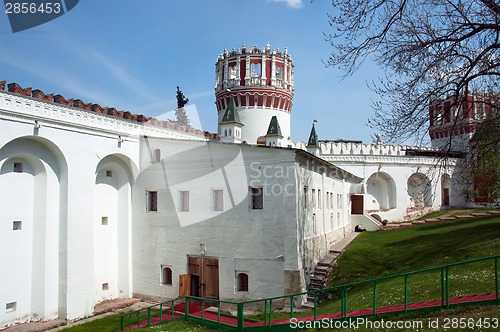 Image of Walls and tower of Novodevichiy Convent