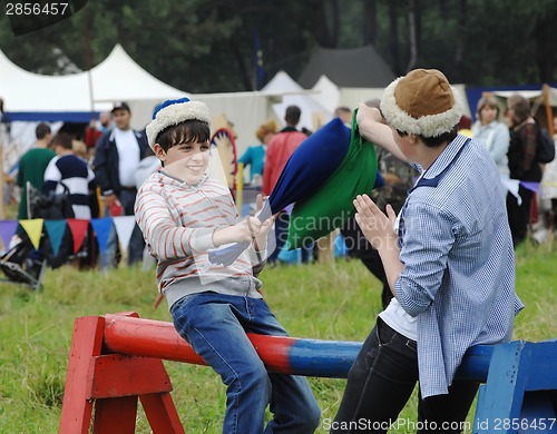 Image of Fights by bags