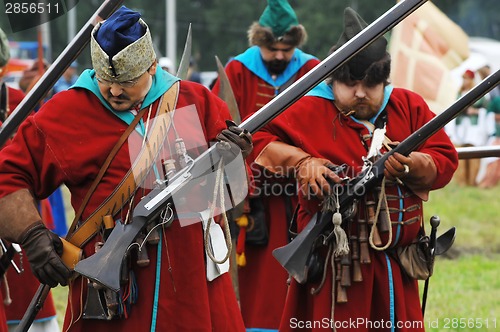 Image of Reloading the ruffle