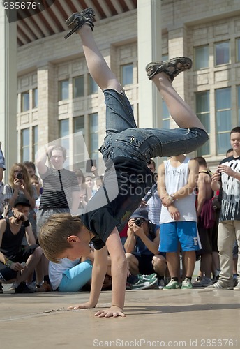 Image of Little Breakdancer up side down