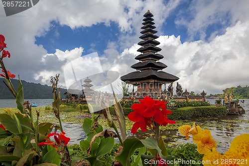 Image of Ulun Danu Temple