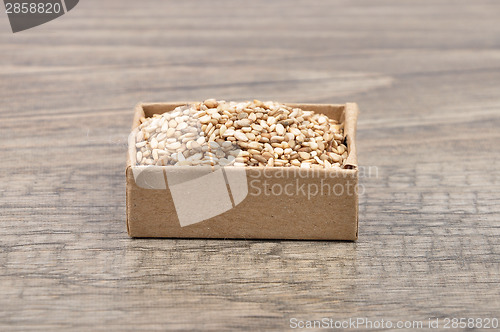 Image of Sesame on wood